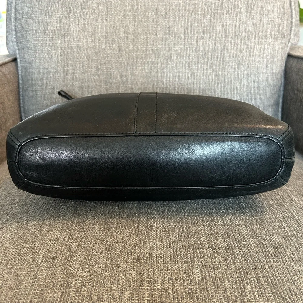 Coach Black Leather Slim Duffle 9188 Bag